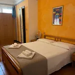 Luina Hotel 2*