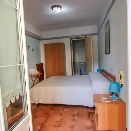 Otel Luina 2*