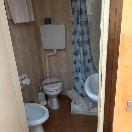 Luina 2* Στρέσα