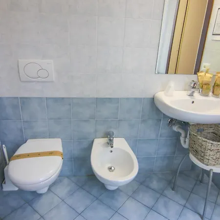 Luina Ξενοδοχείο 2*