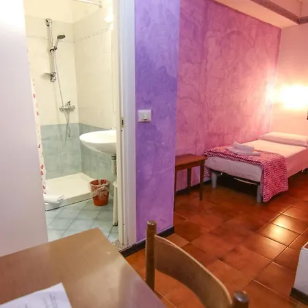 Luina 2* Στρέσα