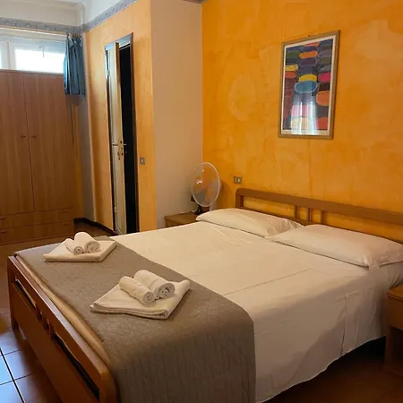 Luina Ξενοδοχείο 2*