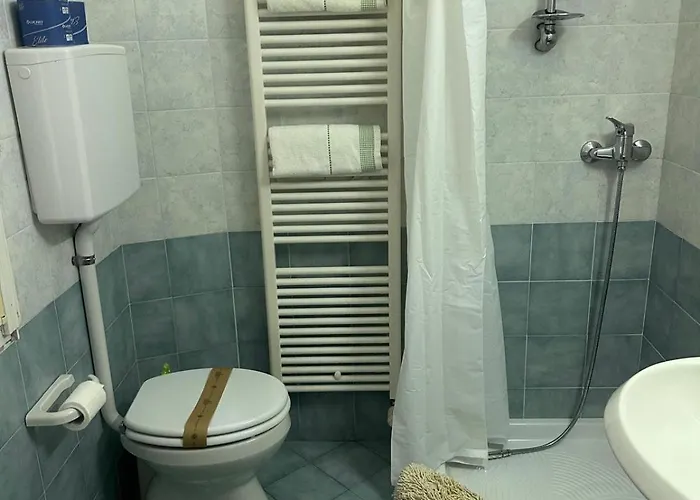 Otel Luina 2*